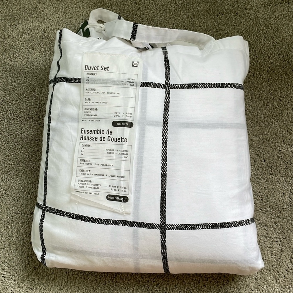 Full Urban Outfitters Checkered Duvet Cover
